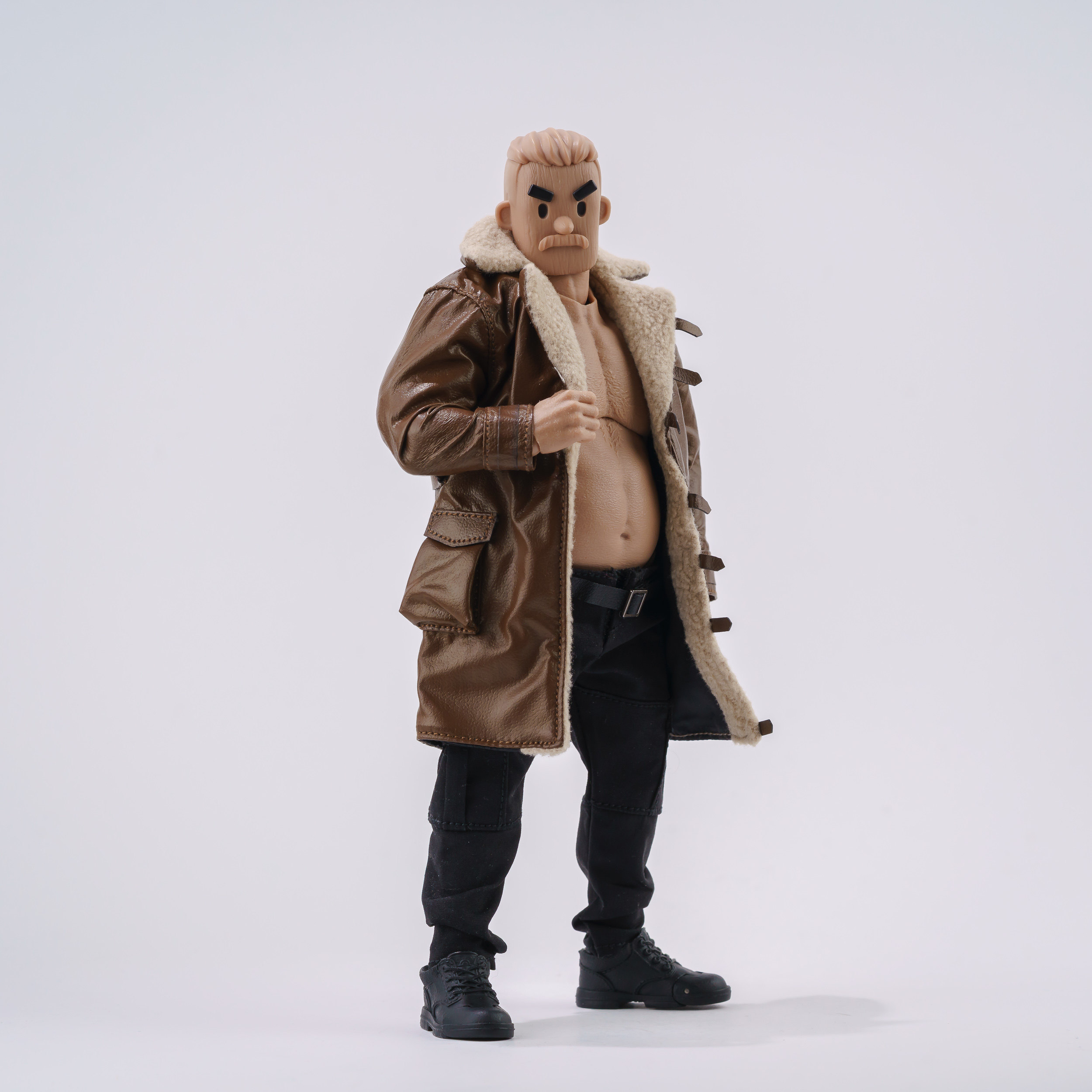 1/12 Ölçekli Orta Yaşlı Kaslı  - Leatherworking Items incelemesi ve fiyatı